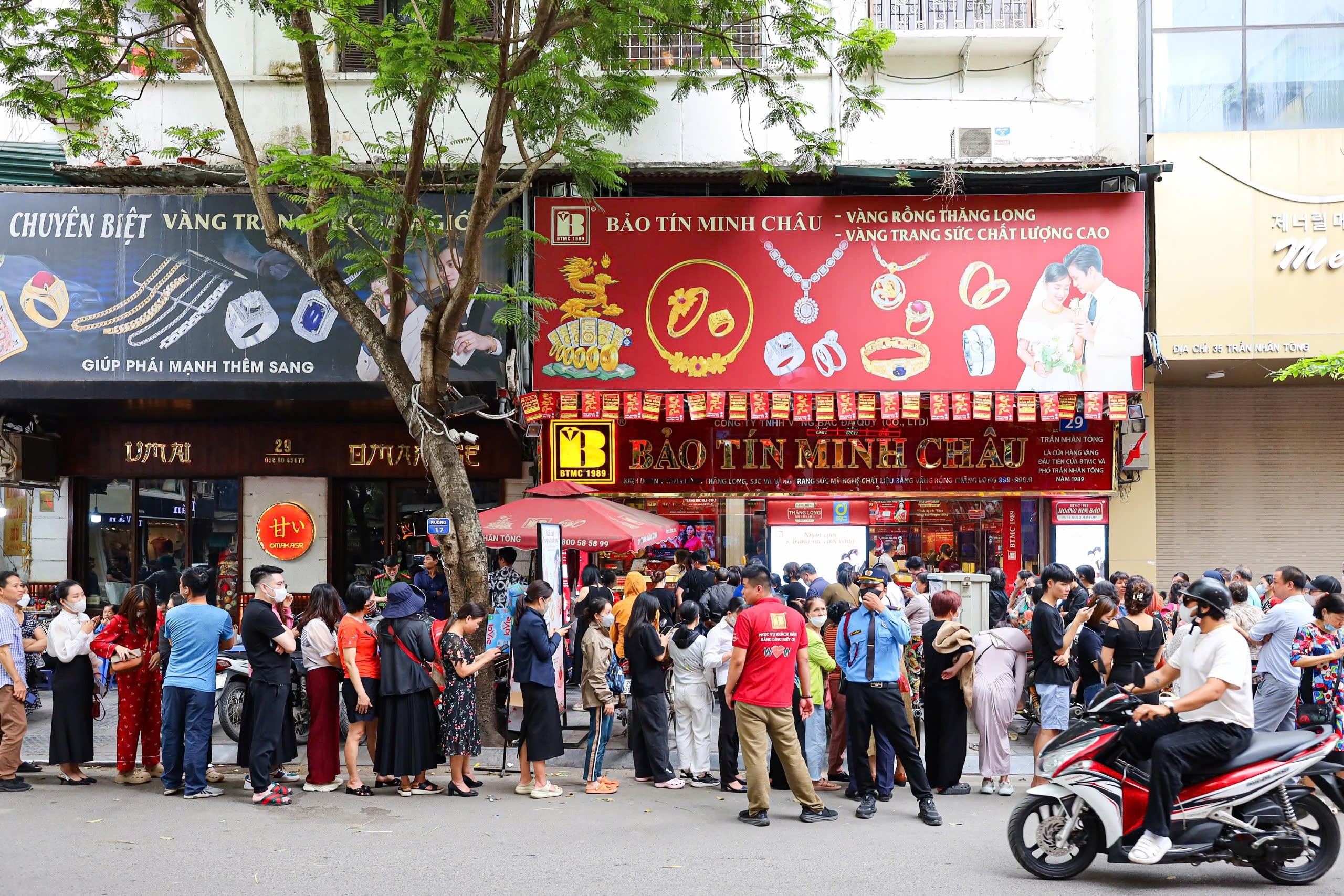 Phân tích giá vàng ngày 28/12/2025